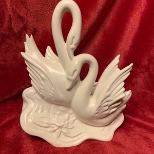 Vintage Hull double swan planter